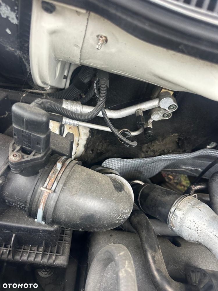 Volkswagen Furgon Blaszak VW Transporter T5 2.5 TDI 131 KM Skrzynia 6 Klima - 14
