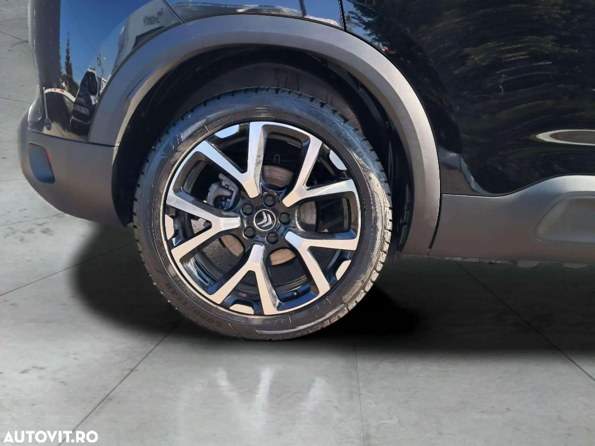 Citroën C5 Aircross 1.6 PHeV FWD 225 EAT8 Shine - 22