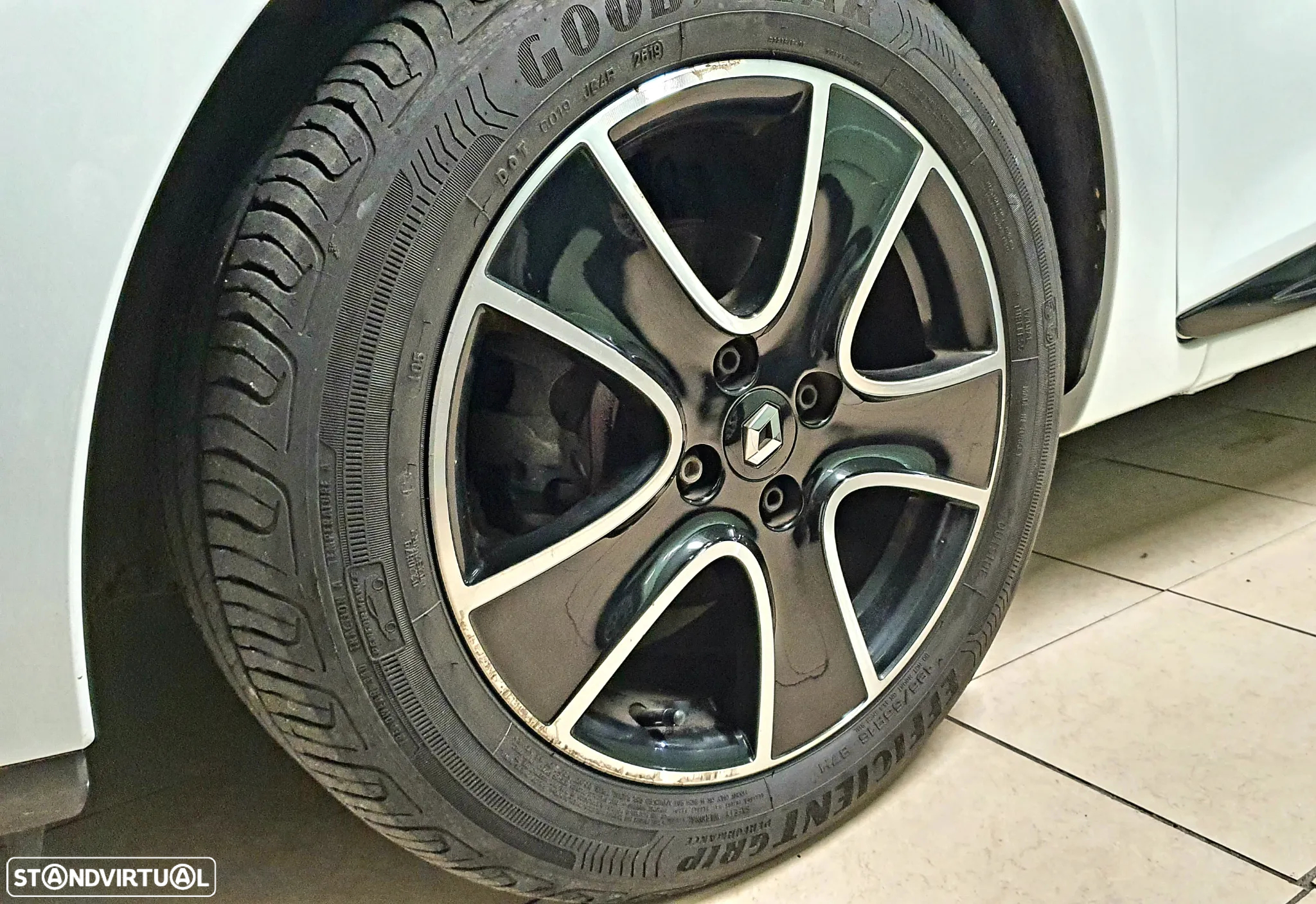 Renault Clio 0.9 TCE Dynamique S - 6