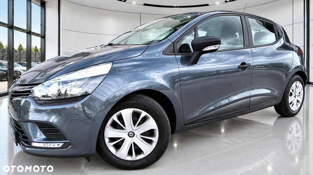Renault Clio - 22