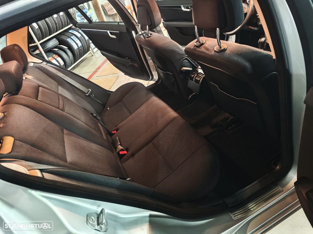 Mercedes-Benz C 180 Station CGI BlueEFFICIENCY Elegance - 8