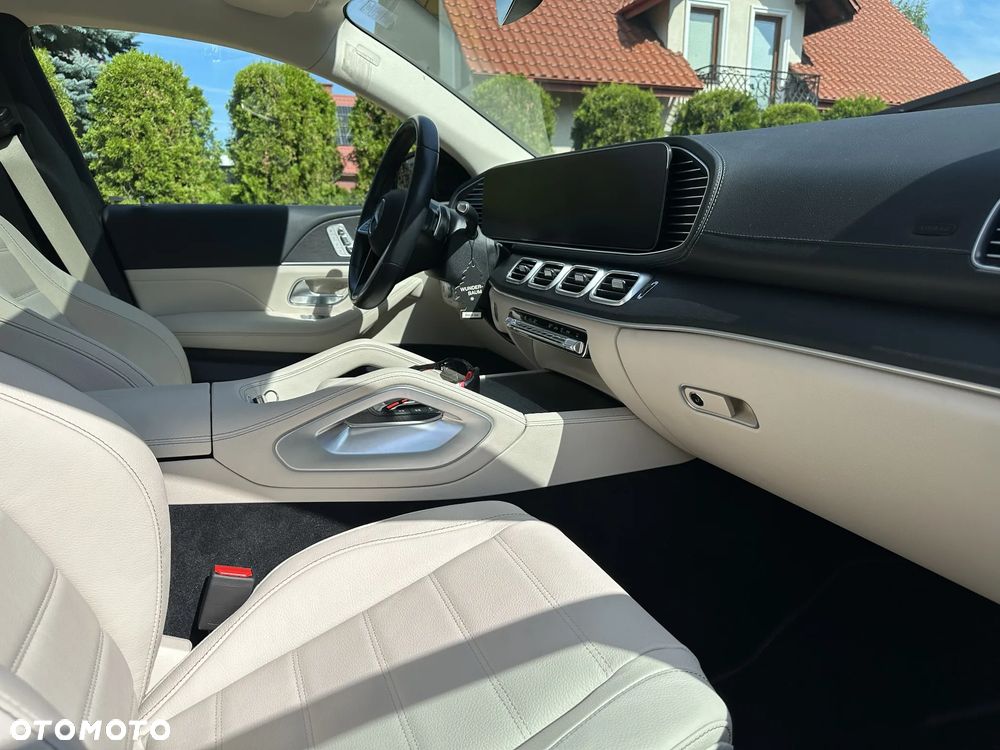 Mercedes-Benz GLE 300 d mHEV 4-Matic AMG Line - 20
