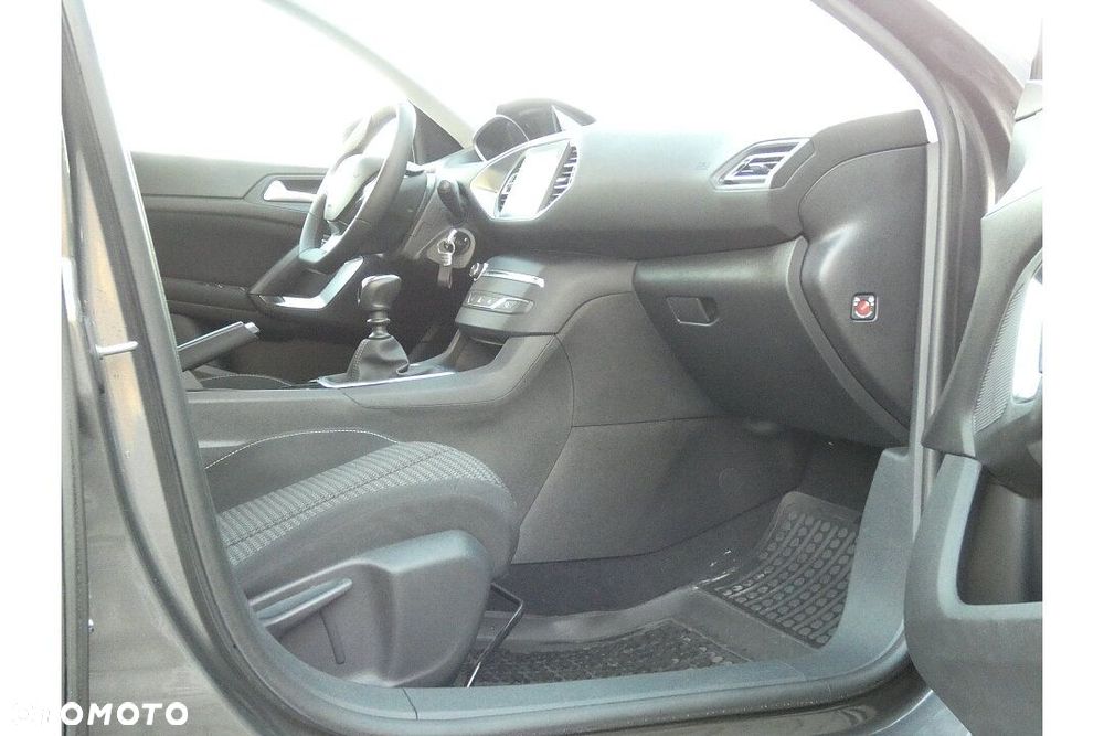 Peugeot 308 1.2 PureTech GPF Active Pack Business S&S - 10