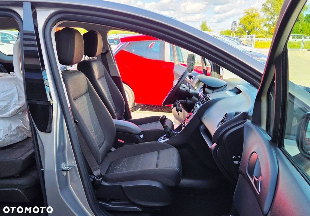 Opel Meriva - 24