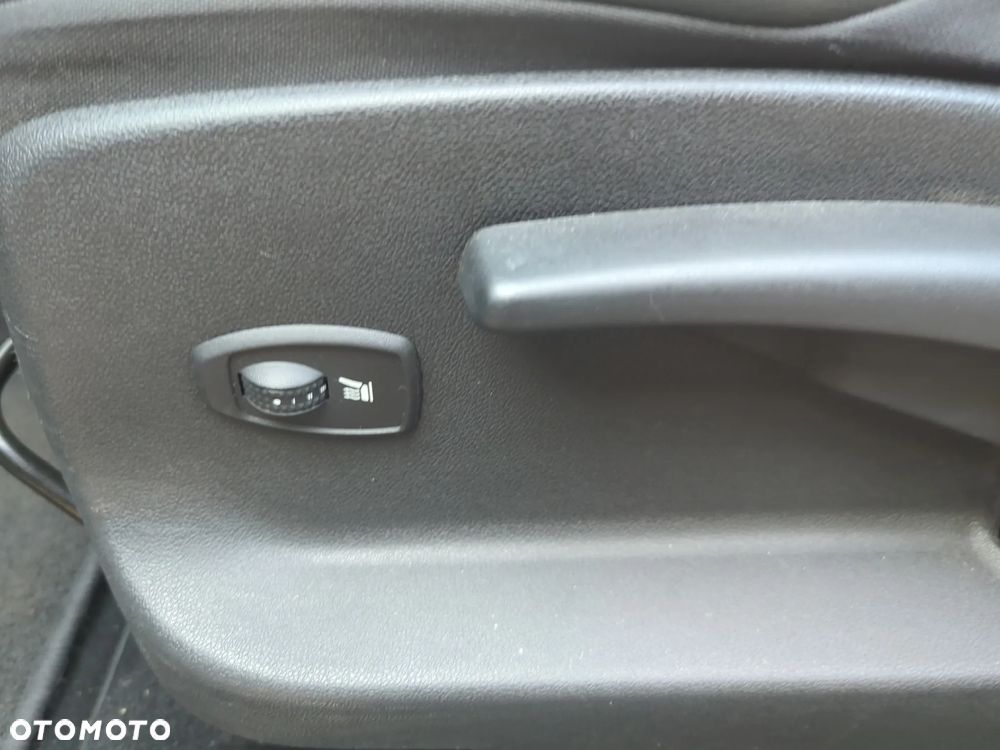 Renault Scenic ENERGY TCe 115 Dynamique - 23