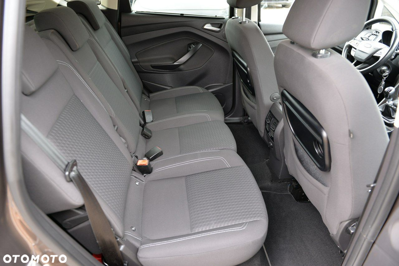 Ford C-MAX - 11