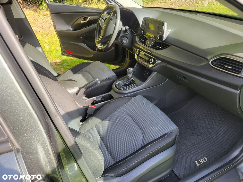 Hyundai i30 - 12
