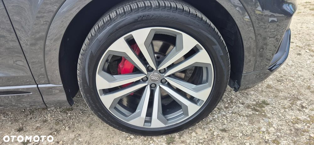 Audi Q8 SUV TFSI quattro 250 kW tiptronic S line business - 17