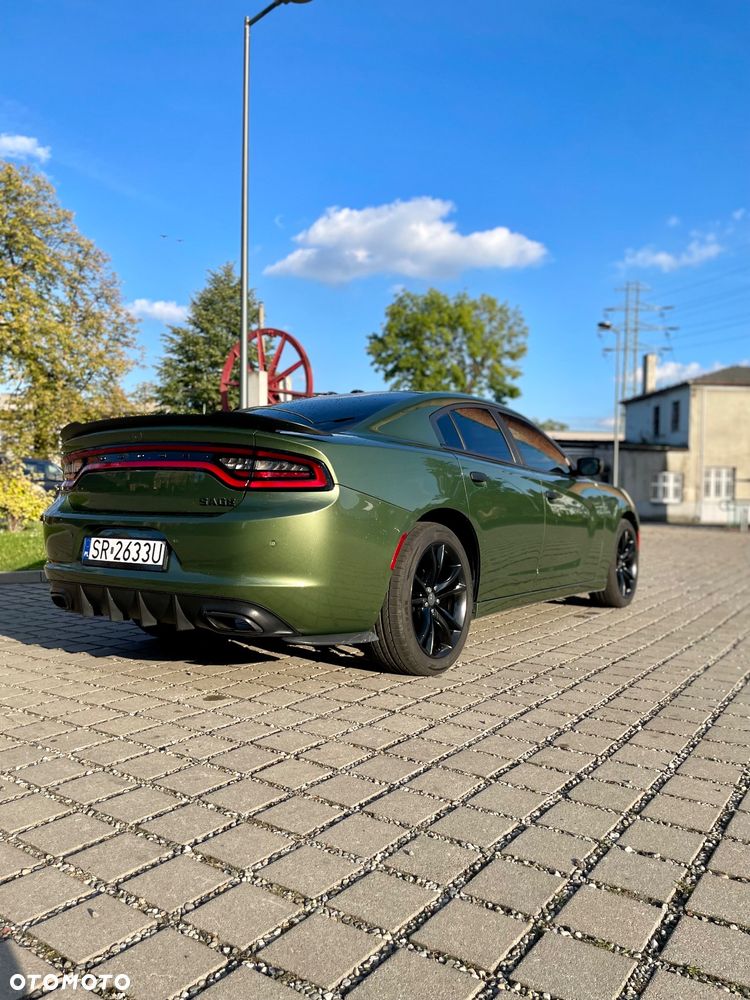 Dodge Charger 3.6 GT - 6