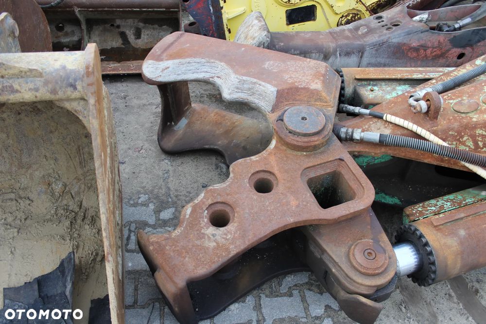 SZCZĘKA KRUSZĄCA - 8