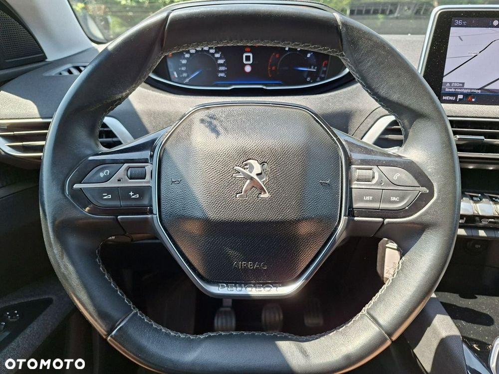 Peugeot 5008 1.5 BlueHDi Allure S&S - 16