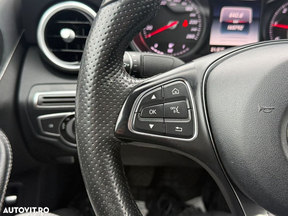 Mercedes-Benz C 200 BlueTec - 21