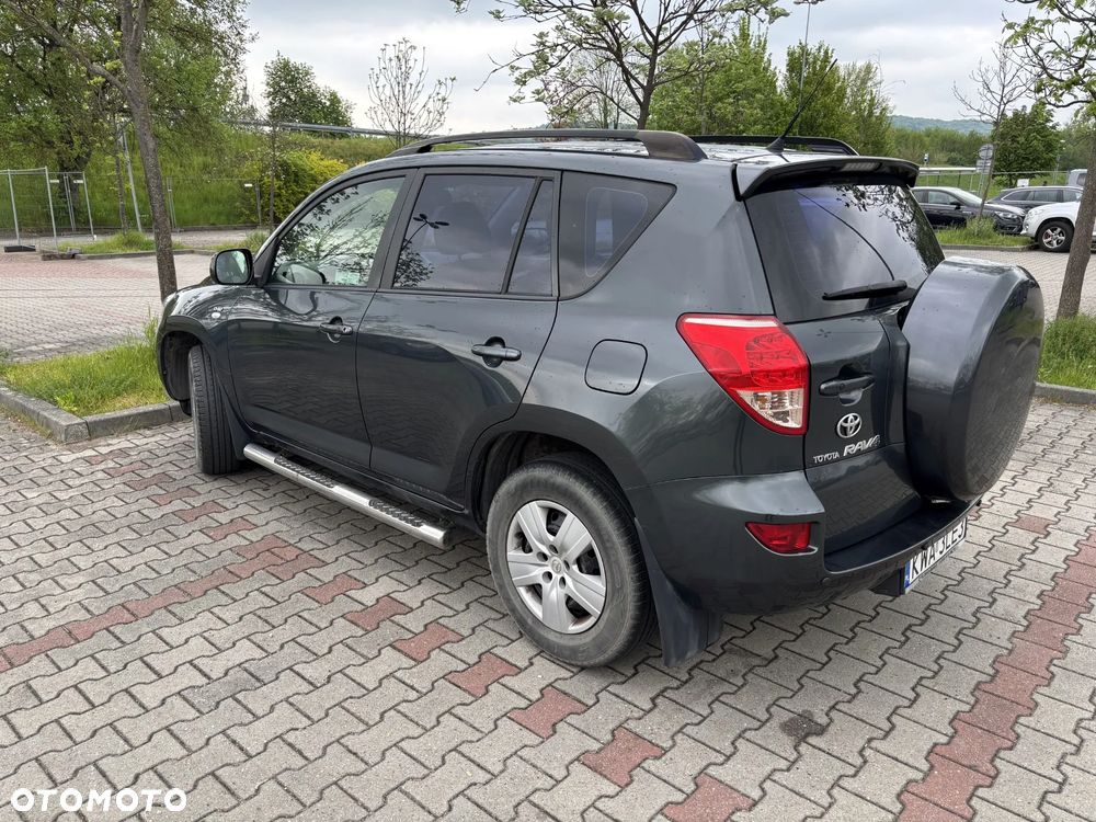 Toyota RAV4 2.2 D-4D Premium - 4