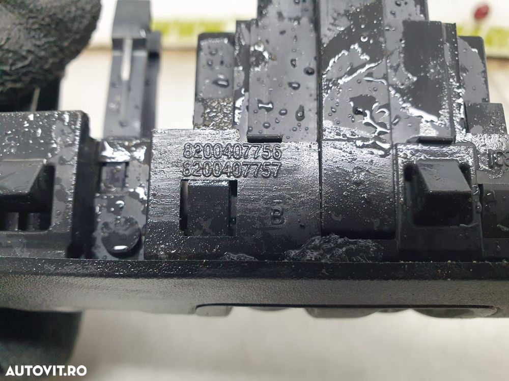 Panou butoane 8200407756 Renault Clio 3 [2005 - 2009] - 3