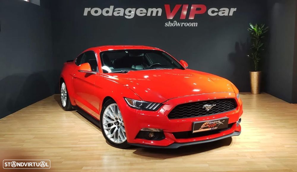 Ford Mustang 2.3 Eco Boost Aut. - 1