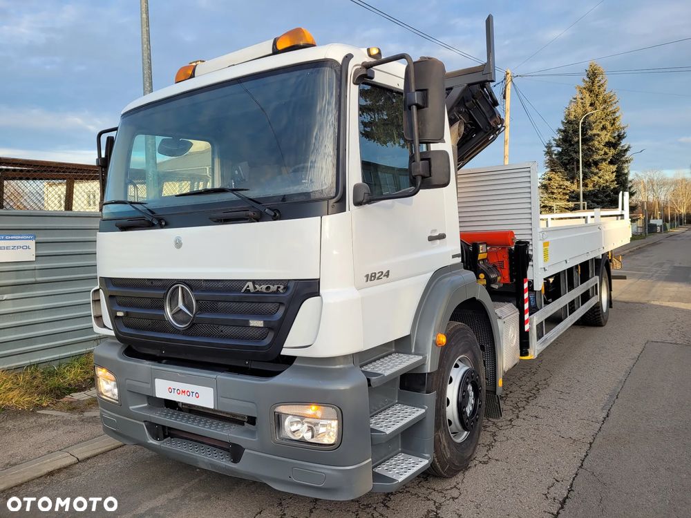 Mercedes-Benz AXOR 1824 // HDS PALFINGER PK 15500 4 WYSUWY 12,20m // SKRZYNIA ŁADUNKOWA 8m // ŻURAW DŹWIG KRAN CRANE // DO WIĘŹBY DACHOWEJ // MOŻLIWOŚĆ SKRÓCENIA - 17