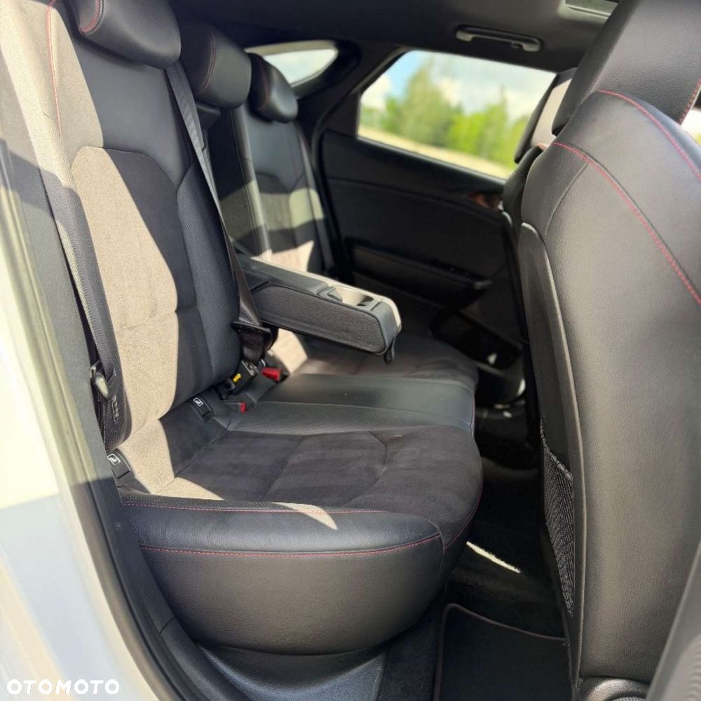 Kia ProCeed 1.6 T-GDI GT DCT - 30