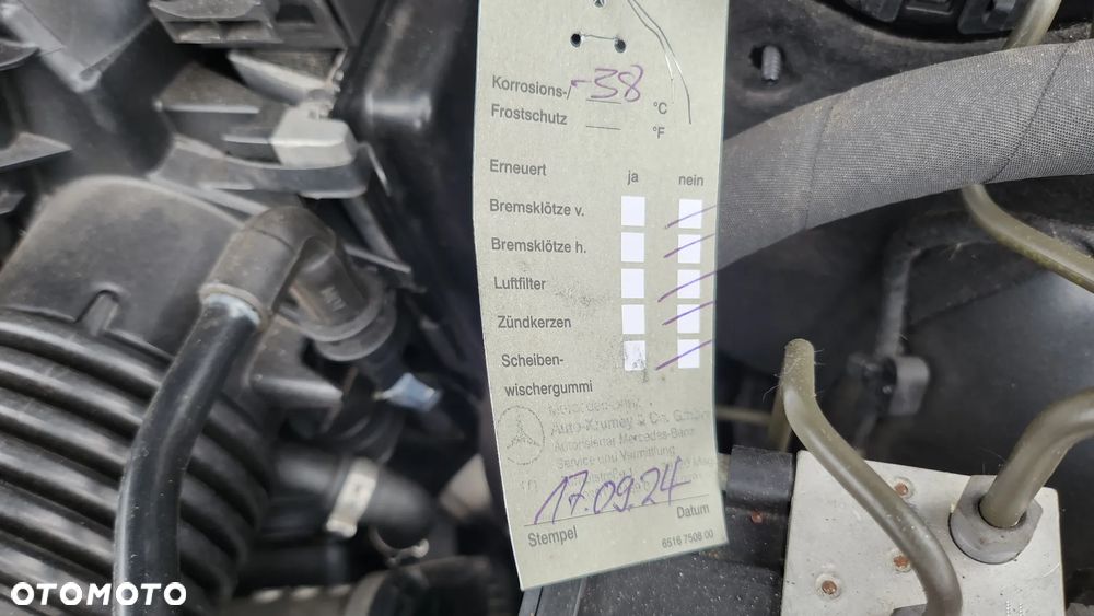 Mercedes-Benz Klasa C 250 CGI BlueEff Sport - 22