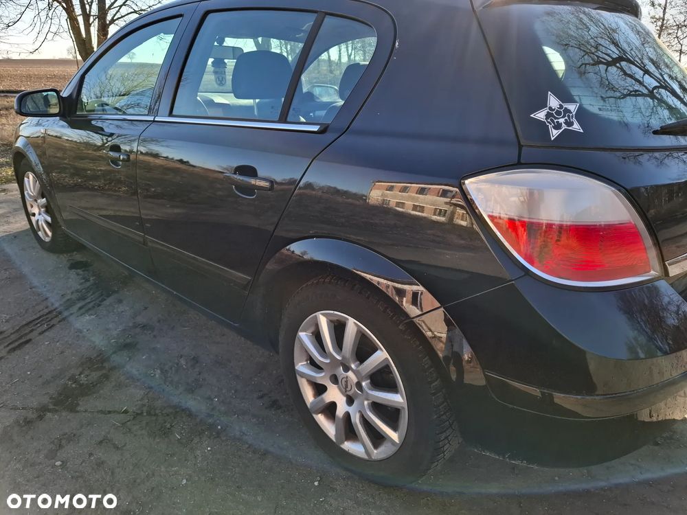 Opel Astra - 16