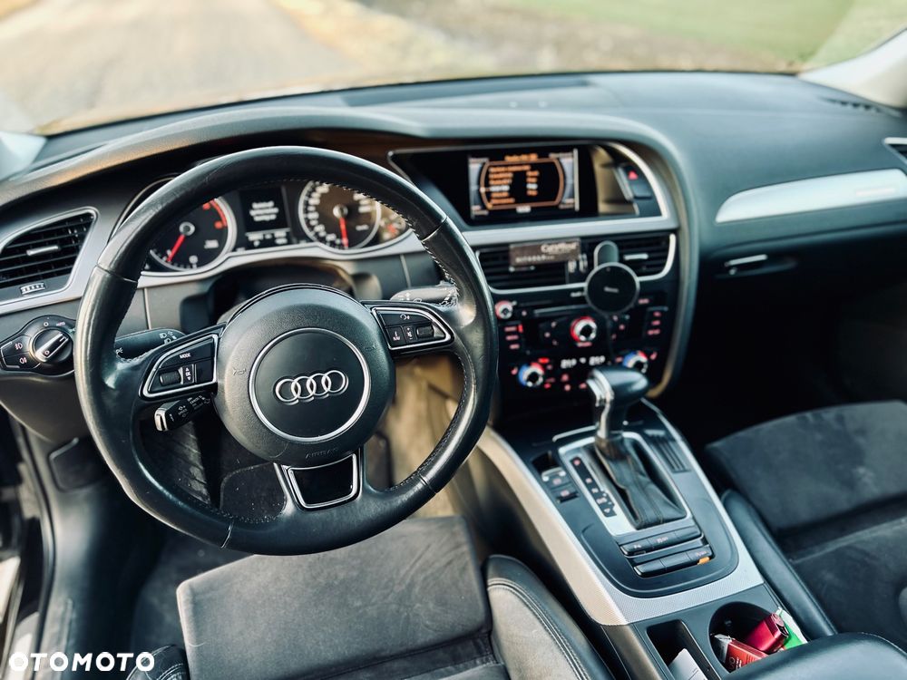 Audi A4 Allroad 2.0 TDI DPF S tronic - 9