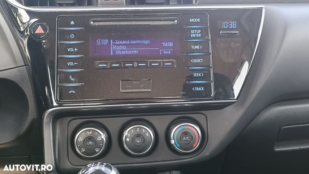 Toyota Corolla 1.6 Valvematic Luna - 10
