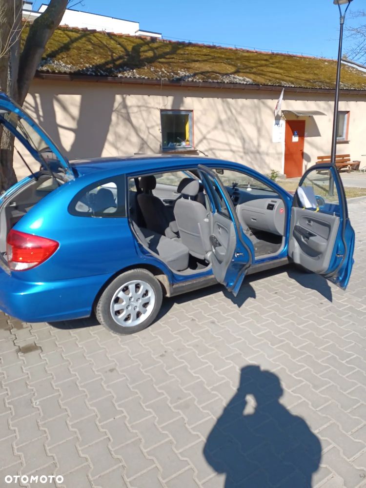 Kia Rio 1.5 GLX - 13