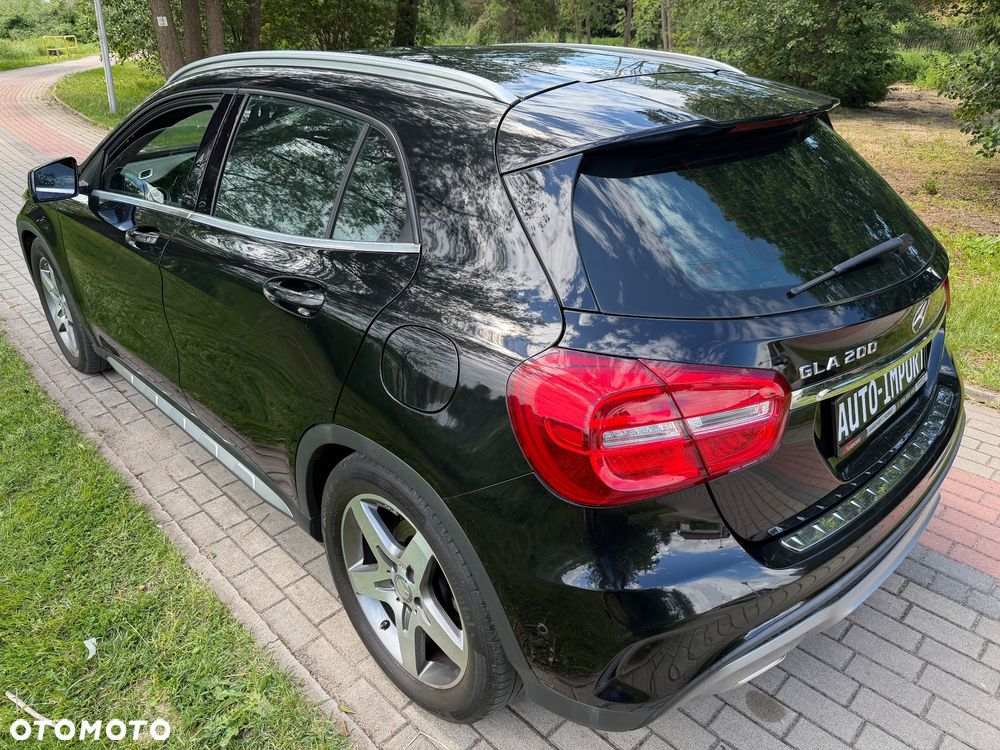 Mercedes-Benz GLA 200 AMG Line - 27