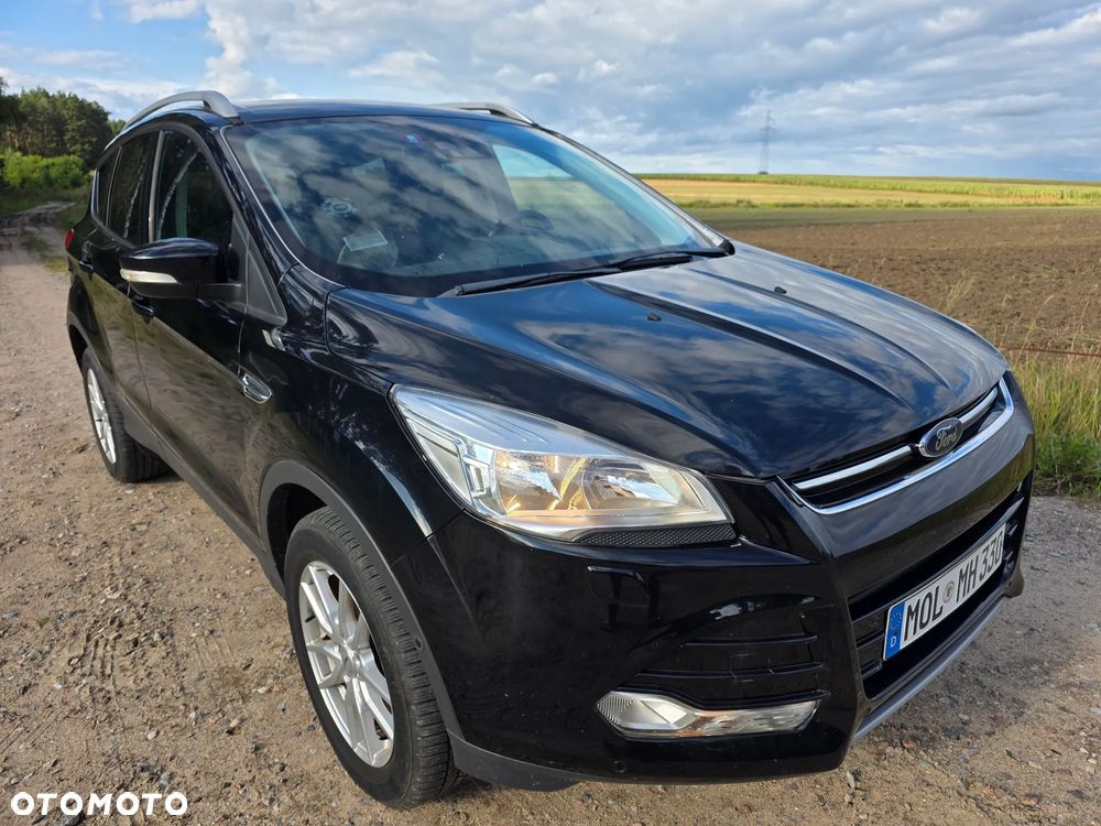 Ford Kuga 1.5 EcoBoost 2x4 Titanium - 5