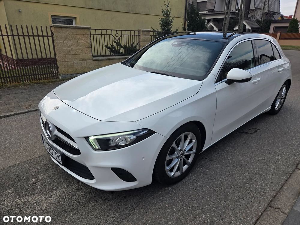 Mercedes-Benz Klasa A 180 d 7G-DCT Edition 19 - 24