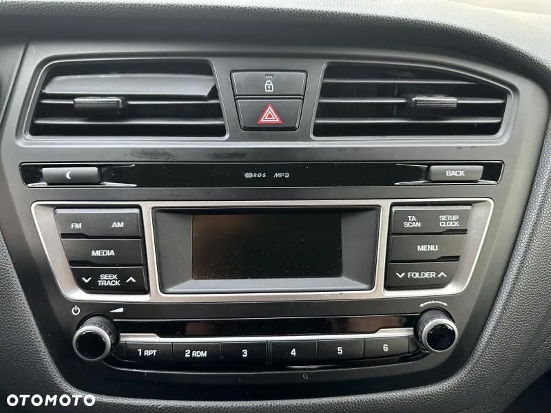 Hyundai i20 1.2 BlueDrive Elegant - 9