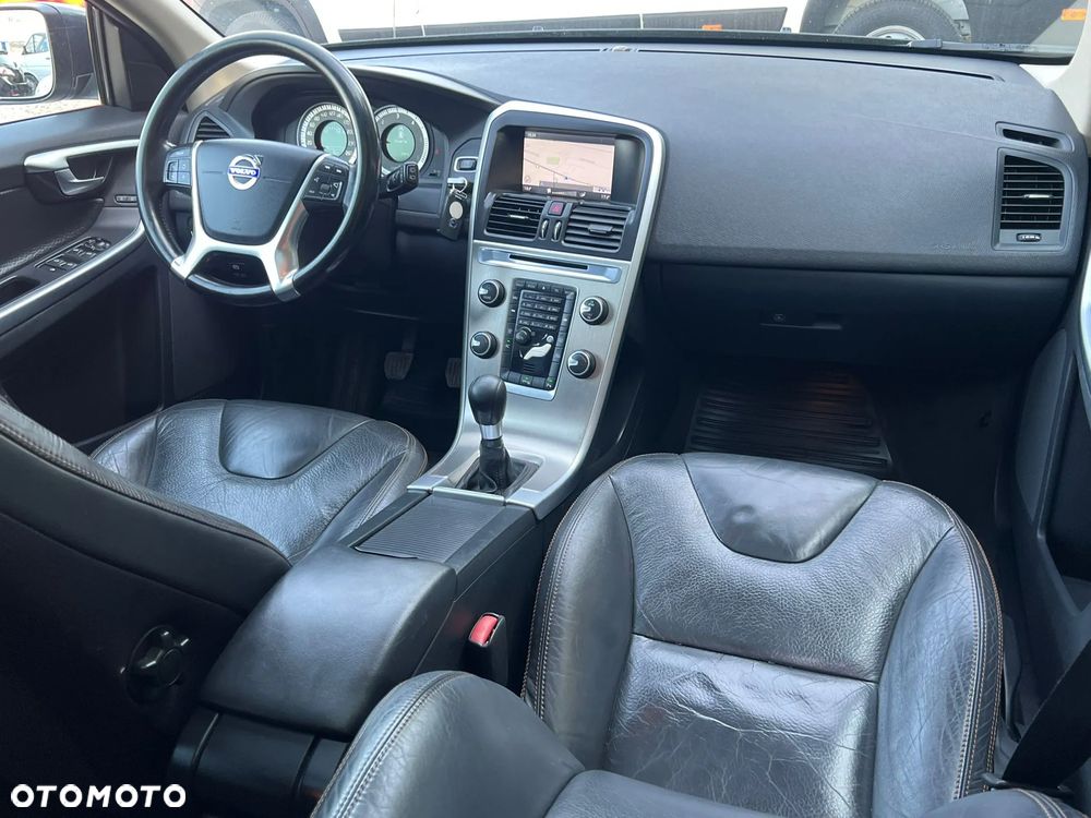 Volvo XC 60 DRIVe Summum - 4