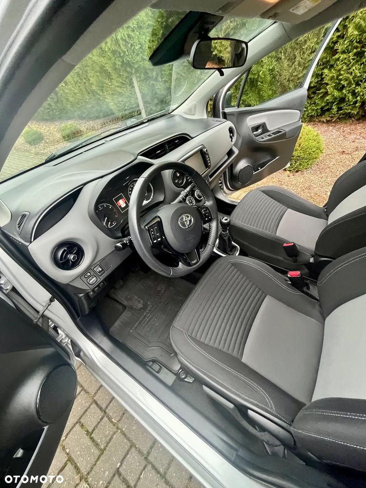 Toyota Yaris - 6