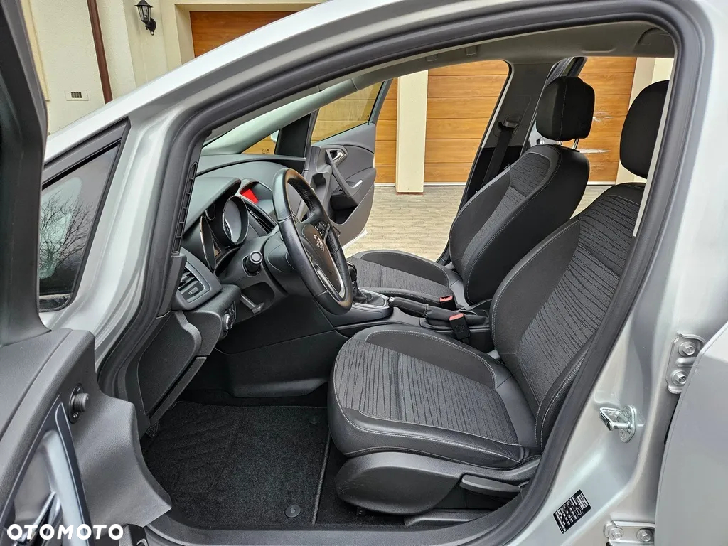 Opel Astra - 17