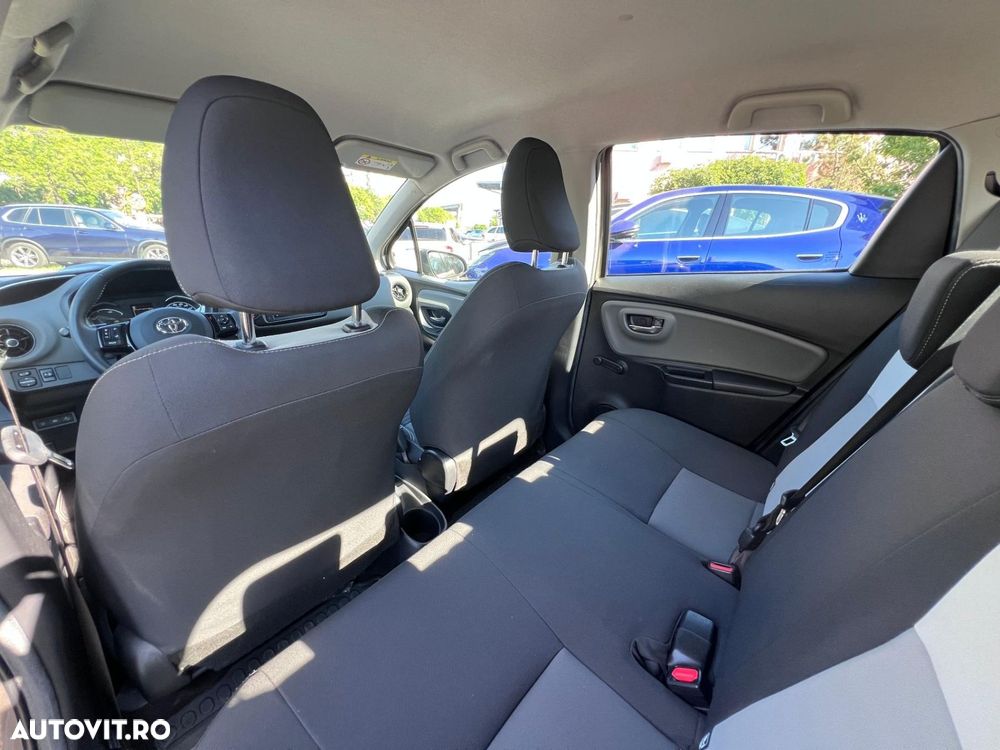 Toyota Yaris 1.5 VVT-i HSD Dynamic - 14