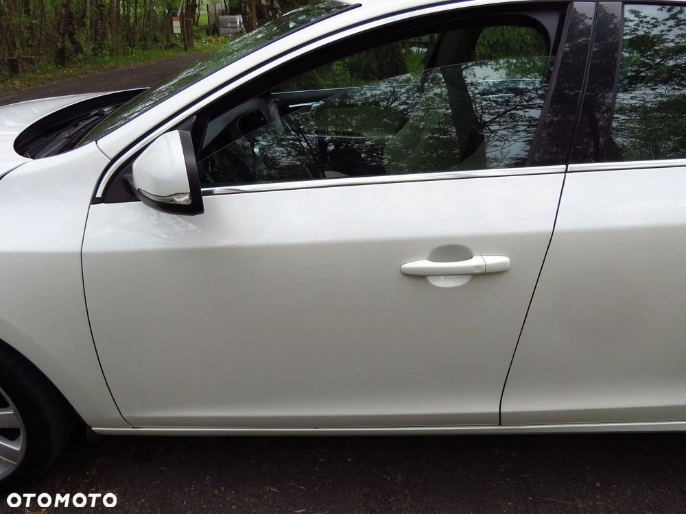 DRZWI LEWY PRZÓD PRZEDNIE CHRISTAL WHITE PEARL 707-46 VOLVO S60 II V60 I 10-18