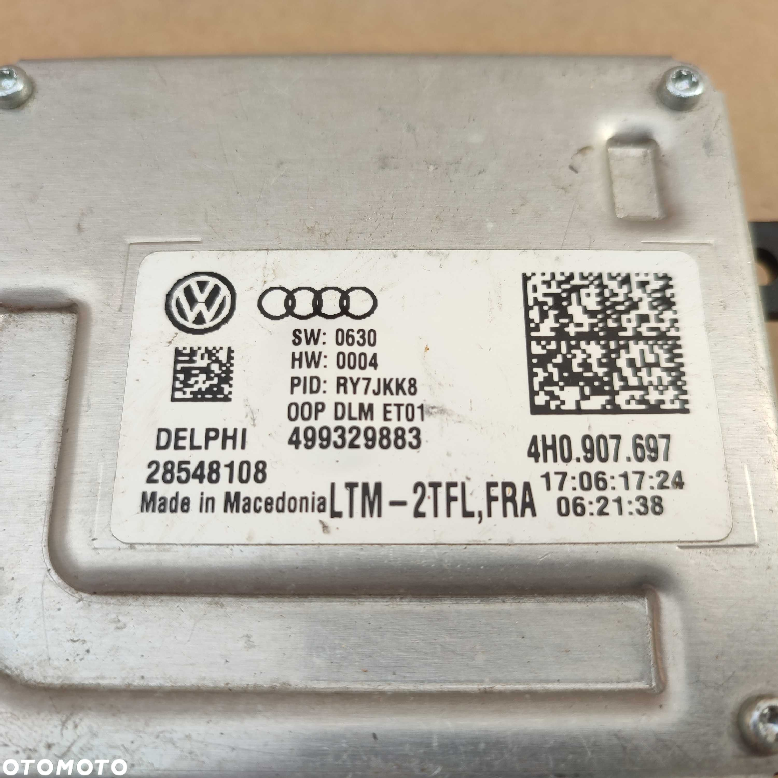 Audi A8 D4 lift moduł przetwornica xenon lampy przód 4H0.907.697 - 2