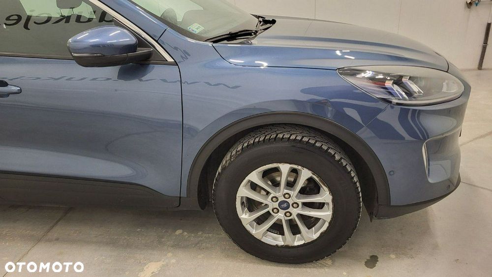Ford Kuga - 4