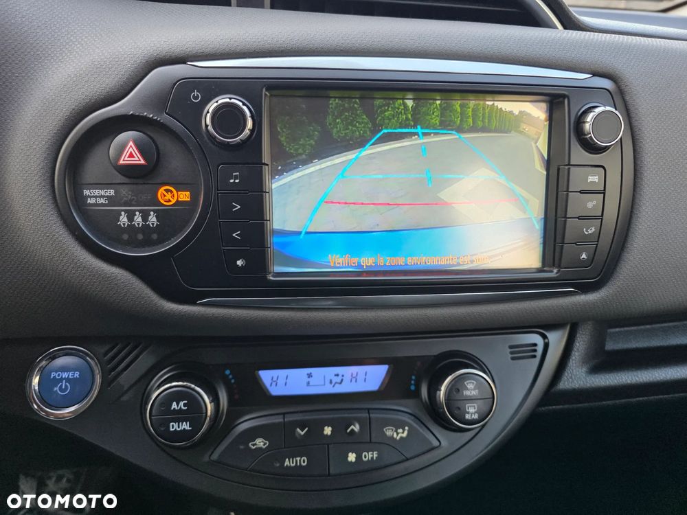 Toyota Yaris - 17