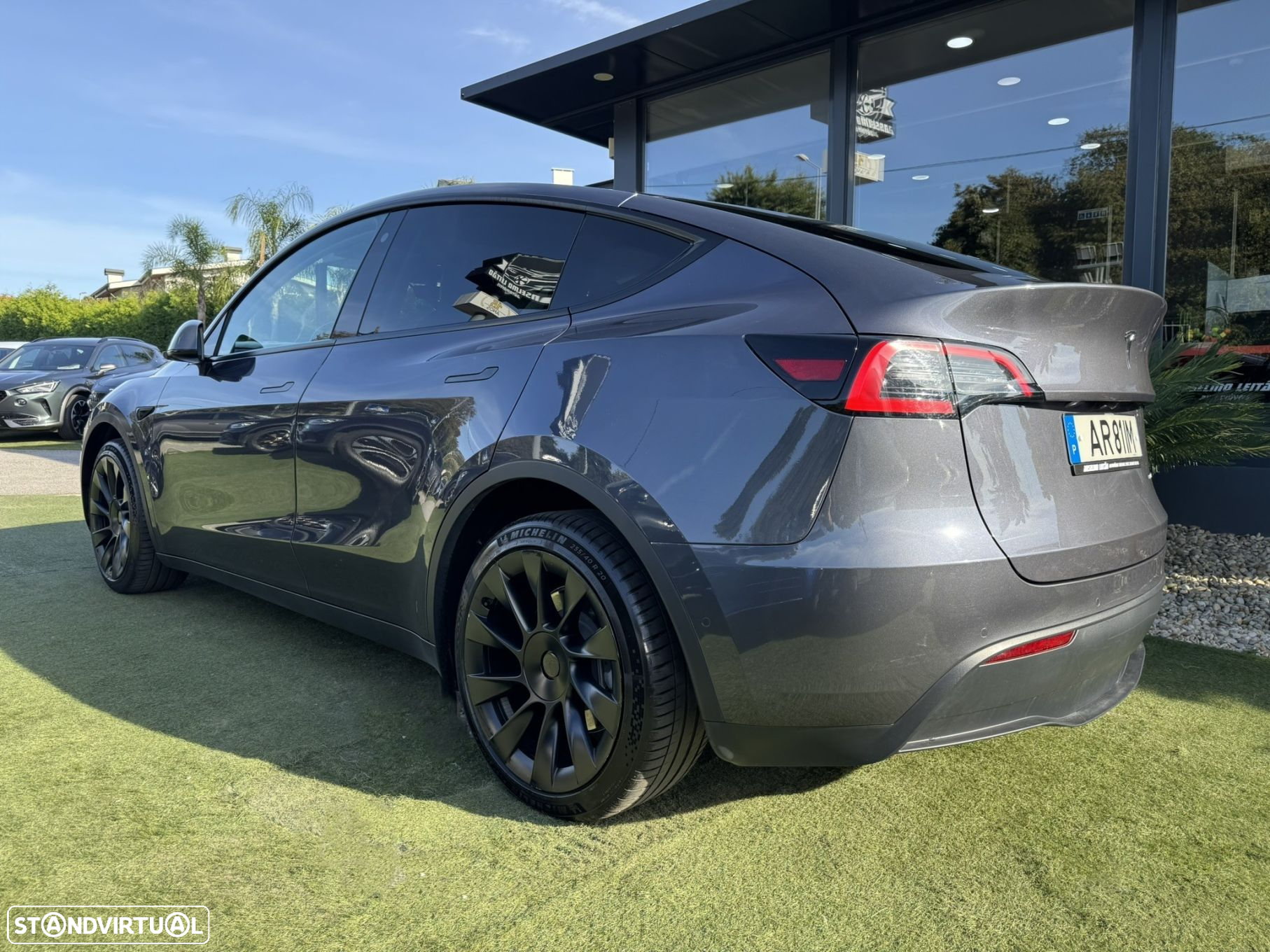Tesla Model Y Long Range Tração Integral - 14