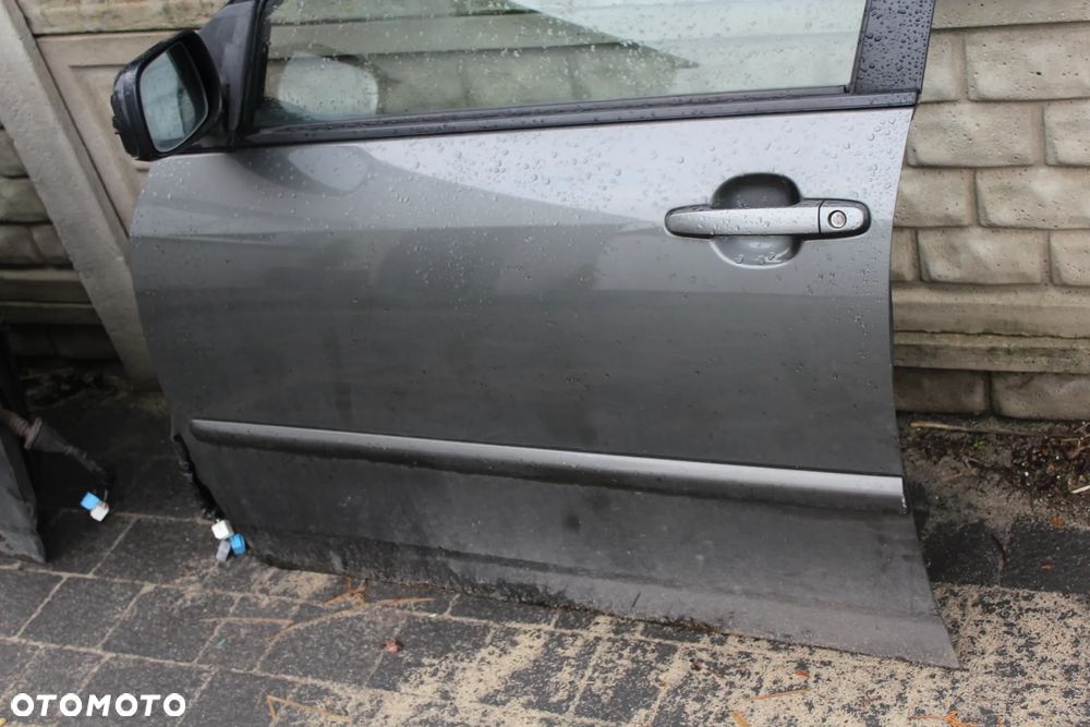 DRZWI LEWY PRZÓD TOYOTA COROLLA E12 HATCHBACK KOLOR 1C3 - 4