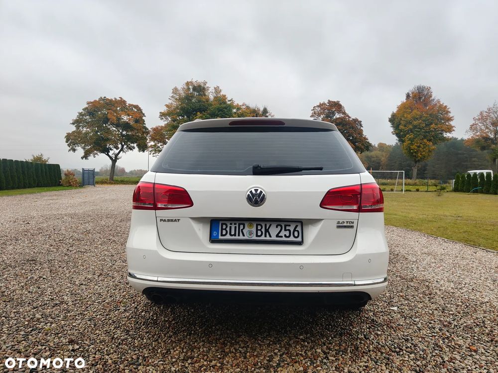 Volkswagen Passat - 21