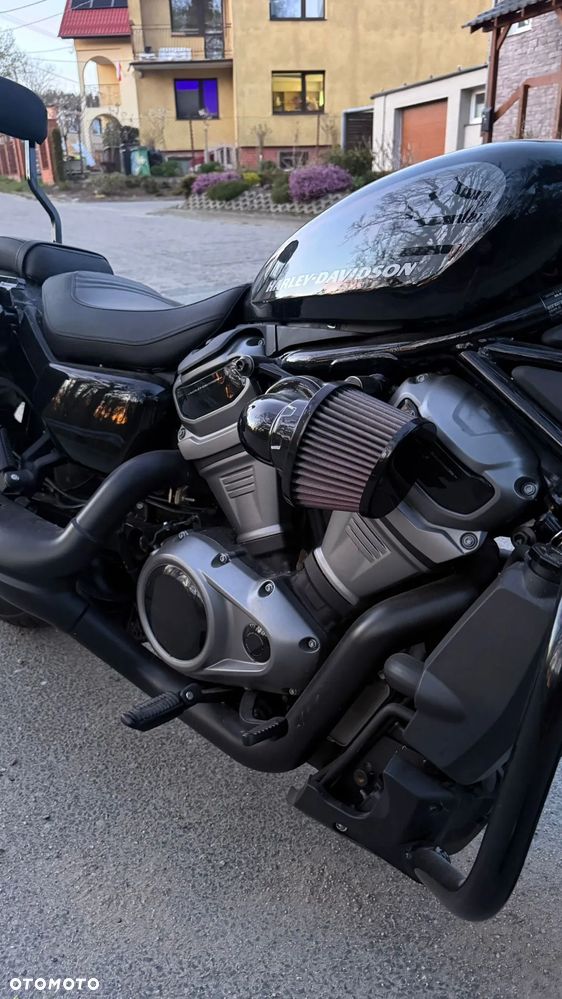 Harley-Davidson Sportster Nightster 975 - 10
