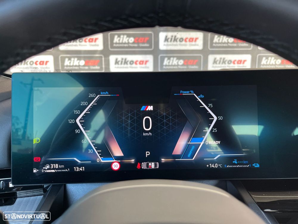 BMW 530 e Pack Desportivo M - 29