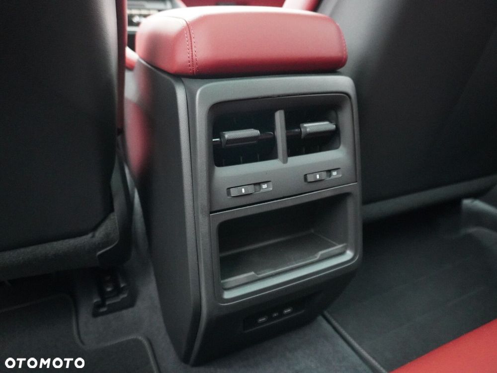 Porsche Macan Turbo 100kWh - 37
