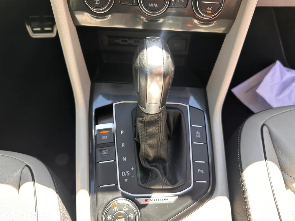 Volkswagen Tiguan 2.0 TSI BMT 4Mot Highline DSG - 31