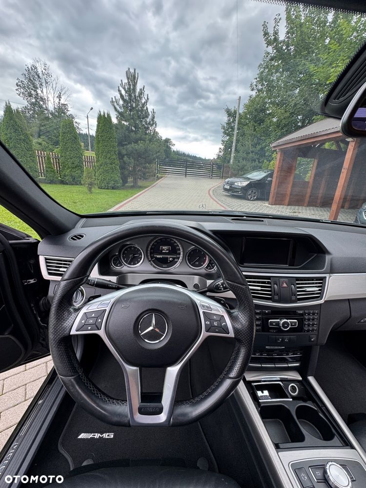Mercedes-Benz Klasa E 350 CDI DPF 4Matic BlueEFFICIENCY 7G-TRONIC Avantgarde - 26