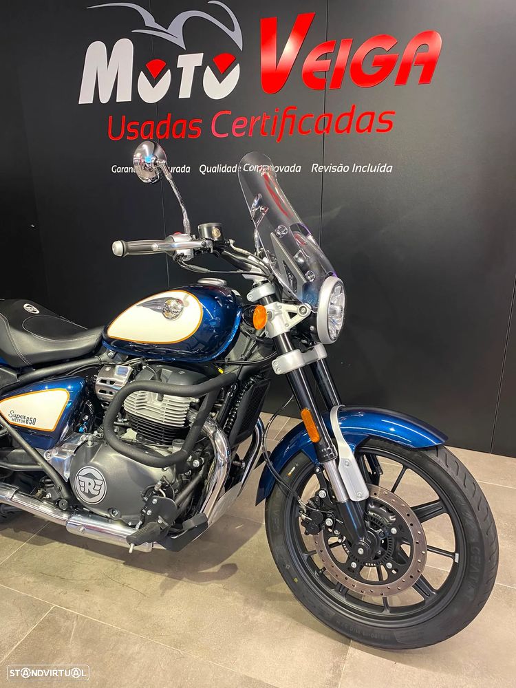 Royal Enfield Super Meteor 650 - 3