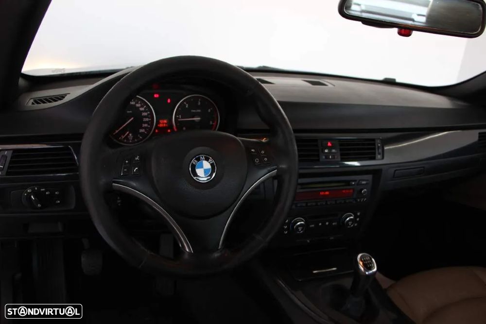 BMW 320 d Cabrio - 2