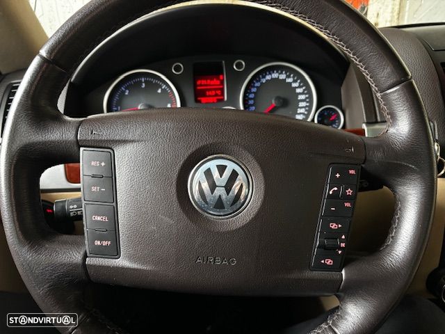 VW Touareg 2.5 TDi Tiptronic - 9