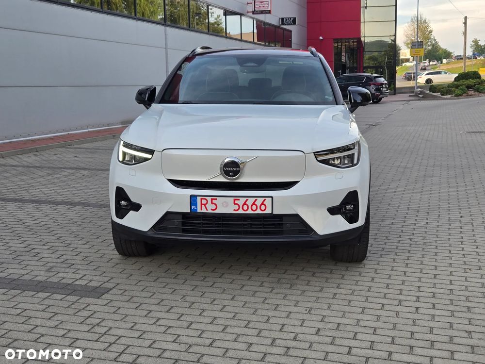 Volvo XC 40 82kWh P8 Recharge AWD Pro - 3